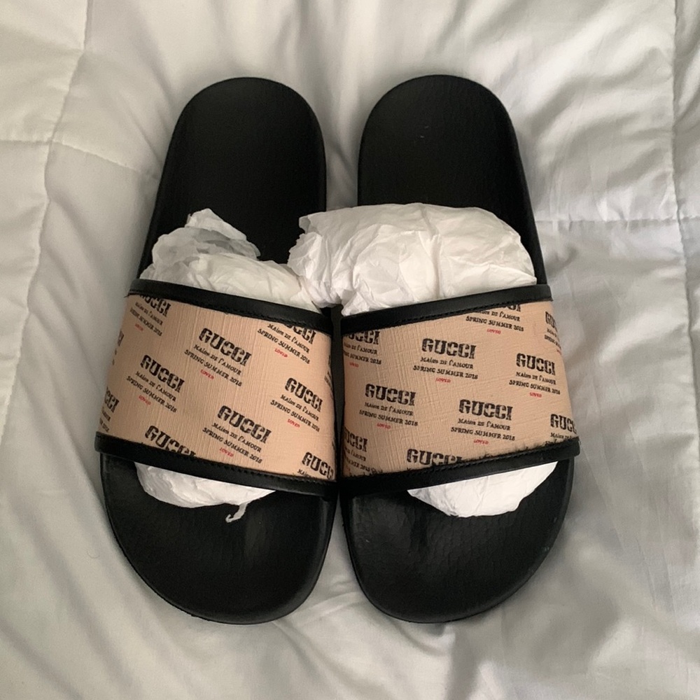 Womens T. Supreme Gucci stamp slides